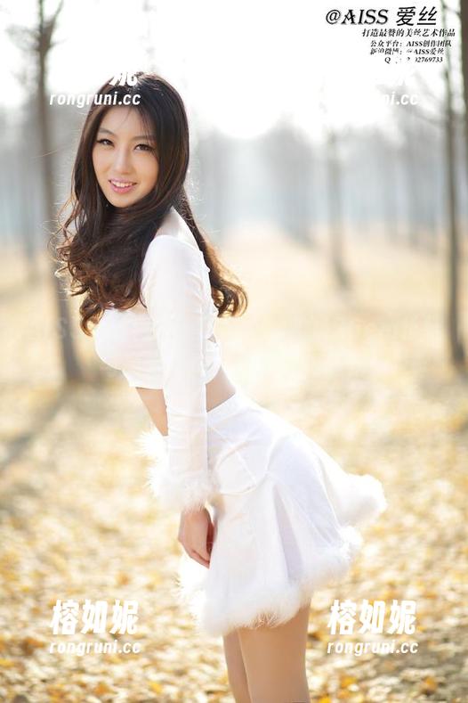 AISS爱丝(钻石版) - 笑笑的176cm长腿与高清写真，教你如何吸睛