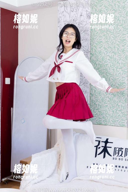 BoBoSocks袜啵啵 - 稚予Lolita裙写真：一场不合时宜的甜蜜暴击！