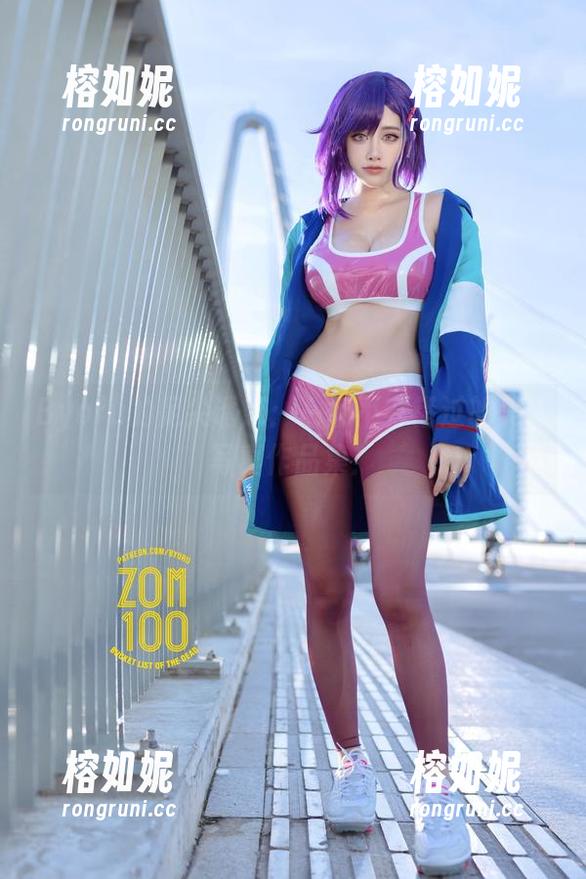 Byoru的足尖诱惑：一场不容错过的美脚写真作品集！