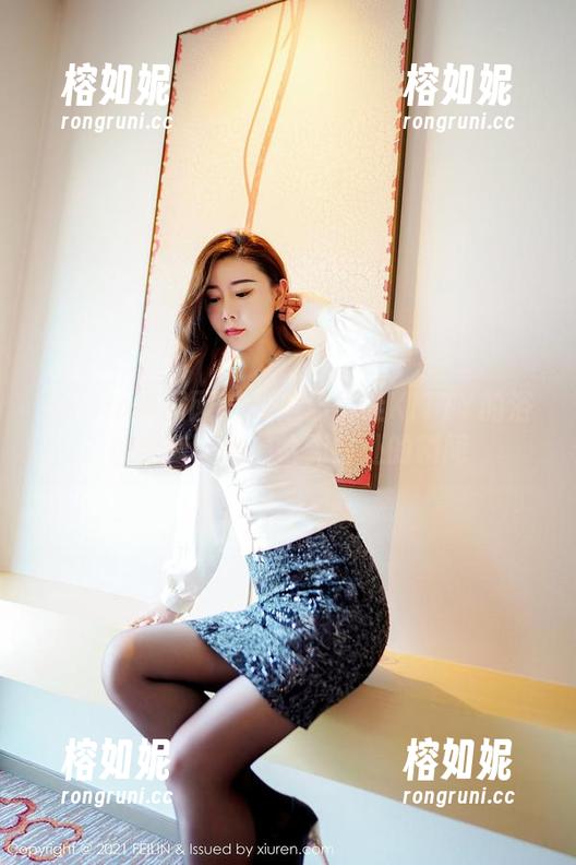 Feilin嗲囡囡 - 探索施忆佳KITTY的浴缸全套：水温恰到好处的瞬间