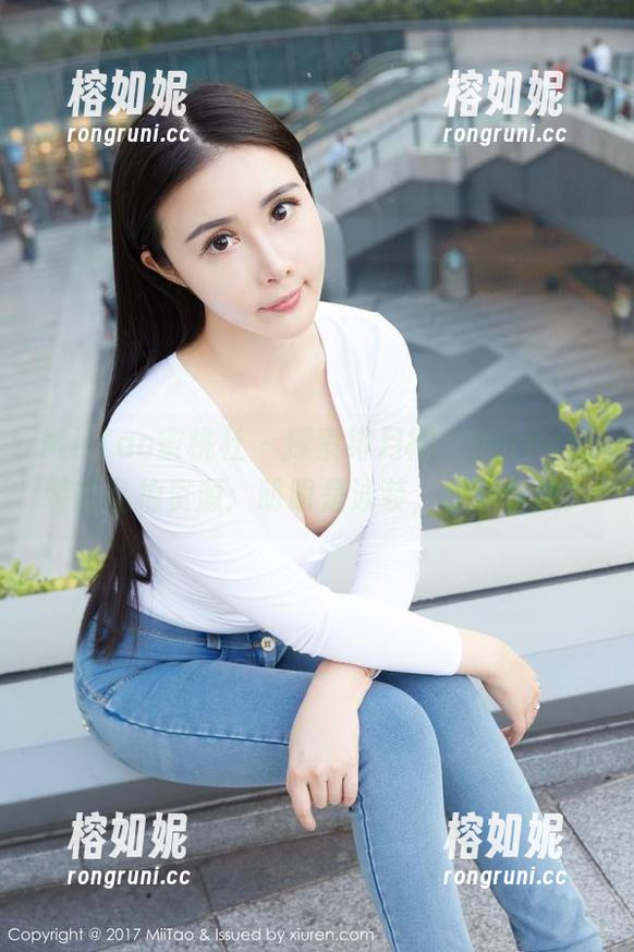 MiiTao蜜桃社 - 探索绯月樱-Cherry泳装的私拍资源：明明是泳装，却那么撩！