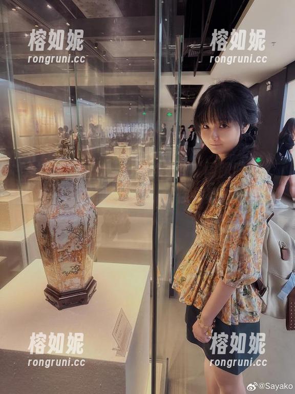 学姐Sayako＿今年4岁的“闹腾时刻”图集：分享那些瞬间，让你怀疑她是不是外星人！