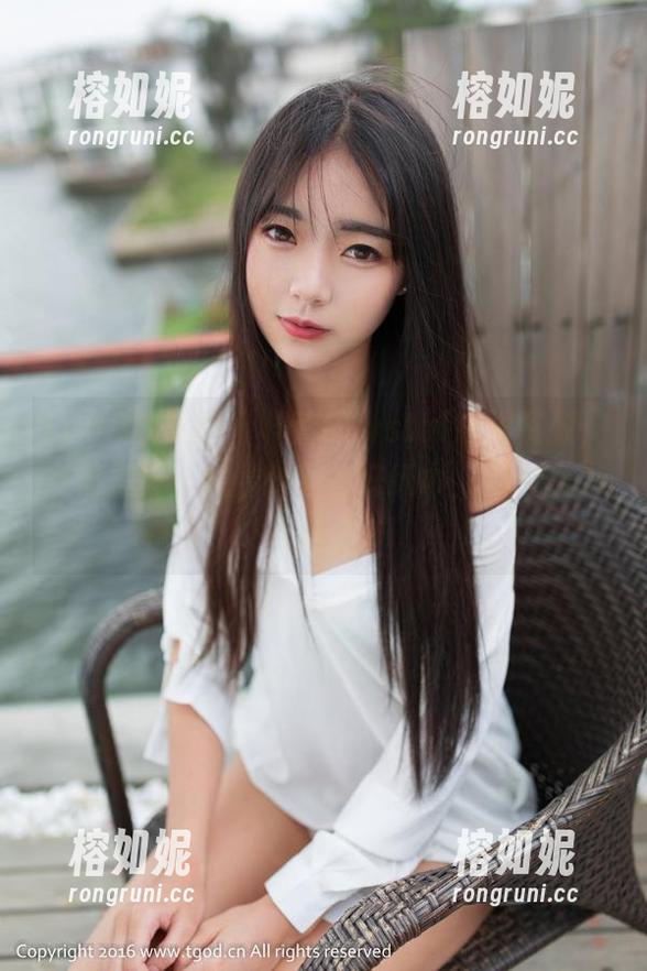 TGOD推女神 - 梓萱Crystal短裙资源，友情提醒：观看时准备好纸巾，别问我为什么！