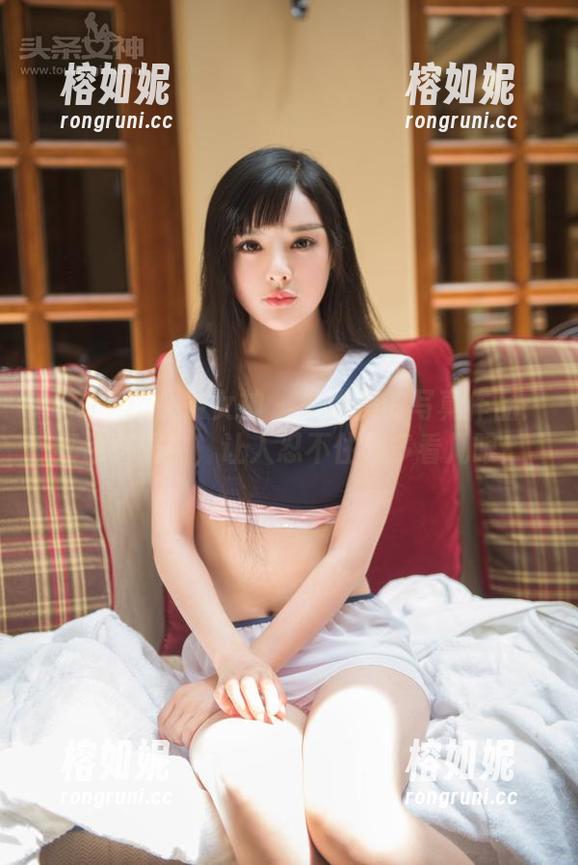 TouTiao头条女神 - 李由美的写真作品：红色警报中，让人忍不住想多看几眼！