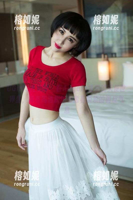 UGirls尤果网 - 在Angela楚楚的天使世界里，所有高清原图都透着淡淡的调皮气息