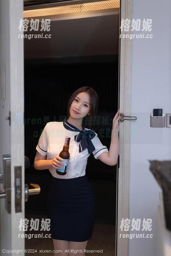 Xiuren秀人网 - 原图探秘：余贝拉bella和她的连体衣在光影中跳舞