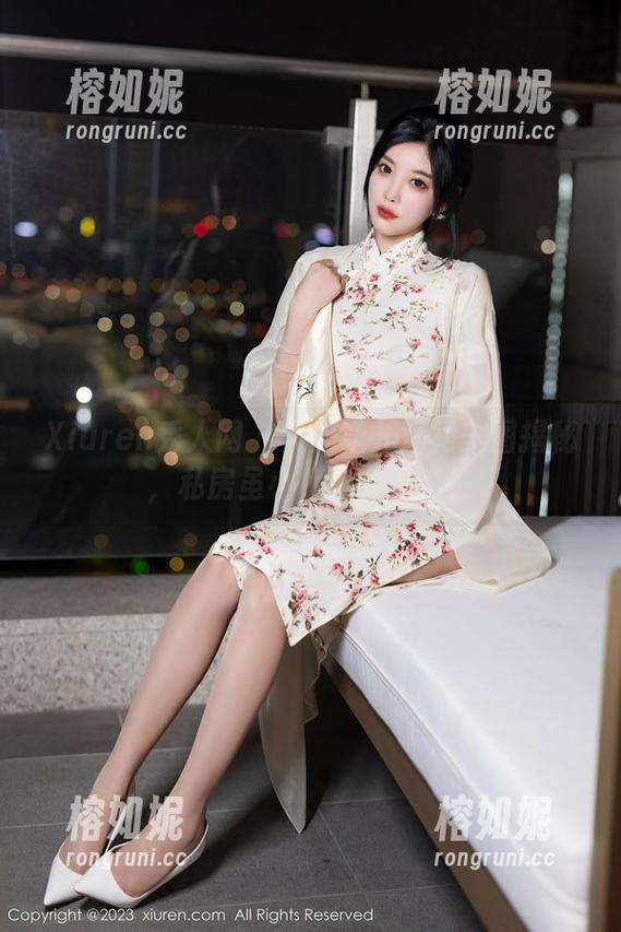 Xiuren秀人网 - 大美妞儿短裙美图揭秘，私房虽小，魅力无穷！