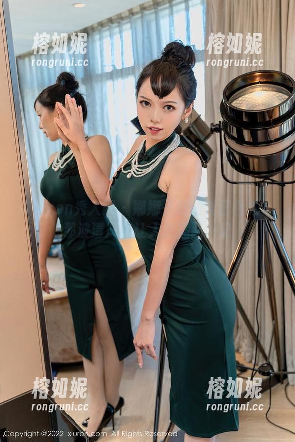 Xiuren秀人网 - 娜娜子呀的夏日合集：那波清风真让人想插画一记