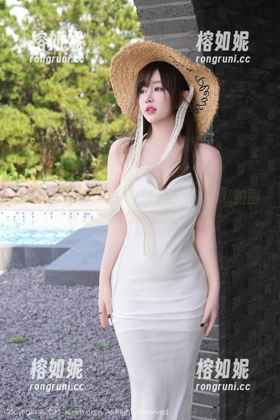 Xiuren秀人网 - 从戴允祺zoe的私拍图包看夏天的小秘密，嘿嘿