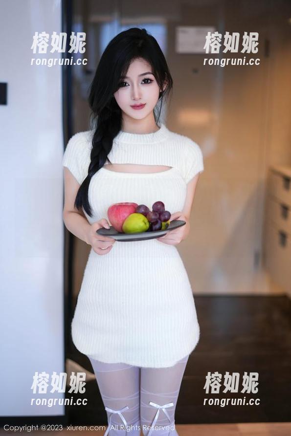 Xiuren秀人网 - 林子欣freya高清连衣裙作品集：穿越这片裙摆的森林，隐秘又诱人！