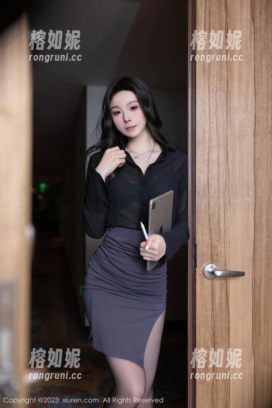 Xiuren秀人网 - 一边喝咖啡一边看林文文的私房睡衣图集，心情一下子就好了！