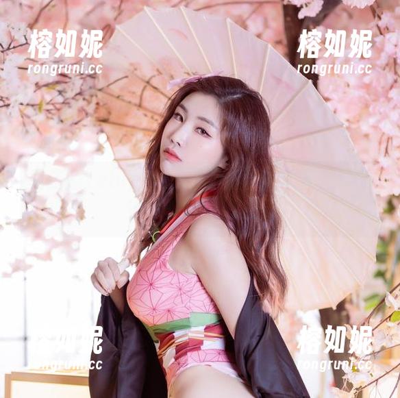 暴走的Yebin(전예빈)：夏天的无圣光套图，连热气都想躲一下。