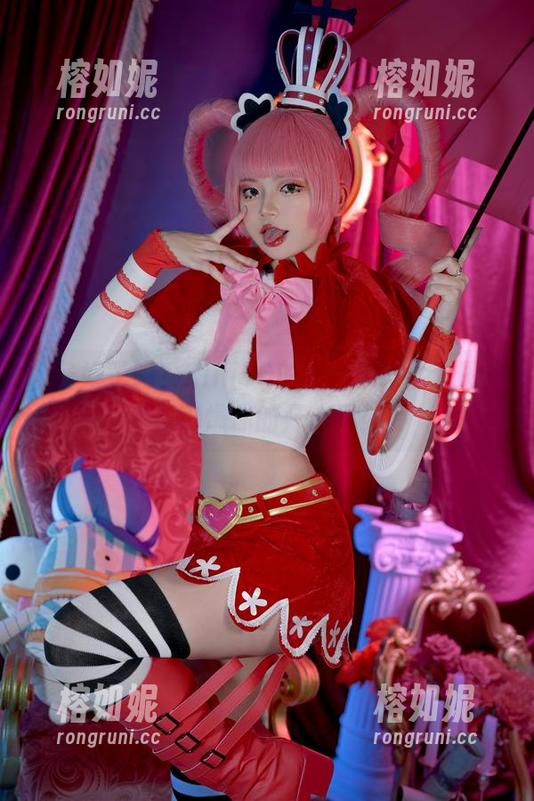 准备好了吗？ZinieQ的初音未来全套图集要引爆你的开心果！