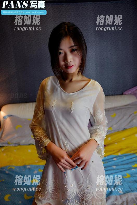 pans - 美腿大揭秘：小柔说，她的照片不仅仅是腿，更是‘美’的宣言！
