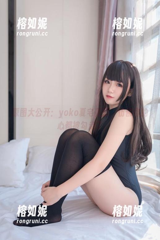 原图大公开：yoko夏宅美脚，仿佛你的心都被勾走了