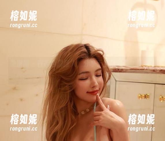 微密圈 - 在夜色里撩人，分享于芷晴的那些特别套图