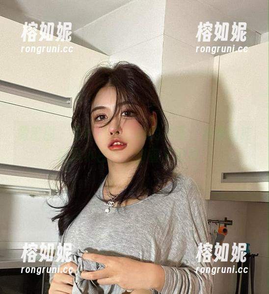 微密圈 - 来瞧瞧于芷晴的美图，免费的纯欲风小白兔，甜蜜又犯规！