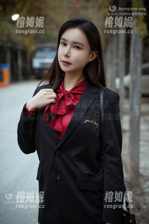 下班后，亚马逊鲶鱼的最新写真，展现OL们的小确幸，真想要一起放松呀！