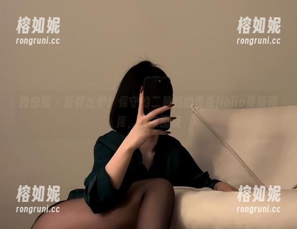 微密圈 - 新鲜出炉！保守的二舅妈的香香jiojio最新图库，快来围观