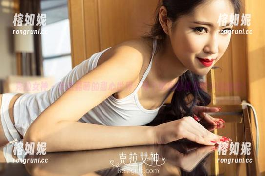 克拉女神 - 走进嘉萌的甜心世界：每个图包都像是梦中的幽会！