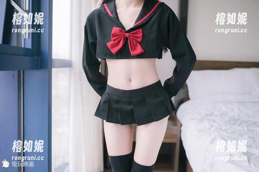 发现兔玩映画中的宝藏图库，白贞和女仆的迷人瞬间，等你下载一起欣赏！