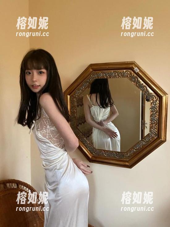 微密圈 - 精选图库：跟着“妮是老虎”走进裸足的艺术世界