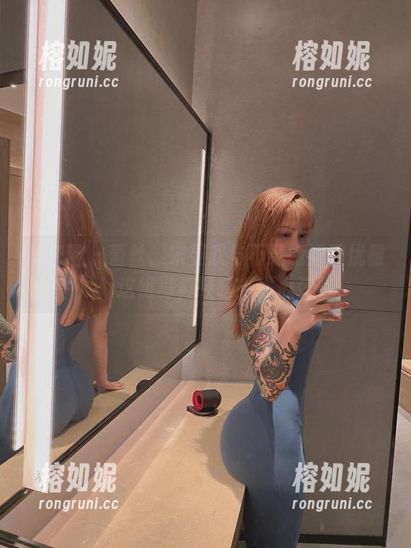 微密圈 - 蕾丝、宋昱欣与不经意间的优雅：这组写真轻轻撩拨心弦