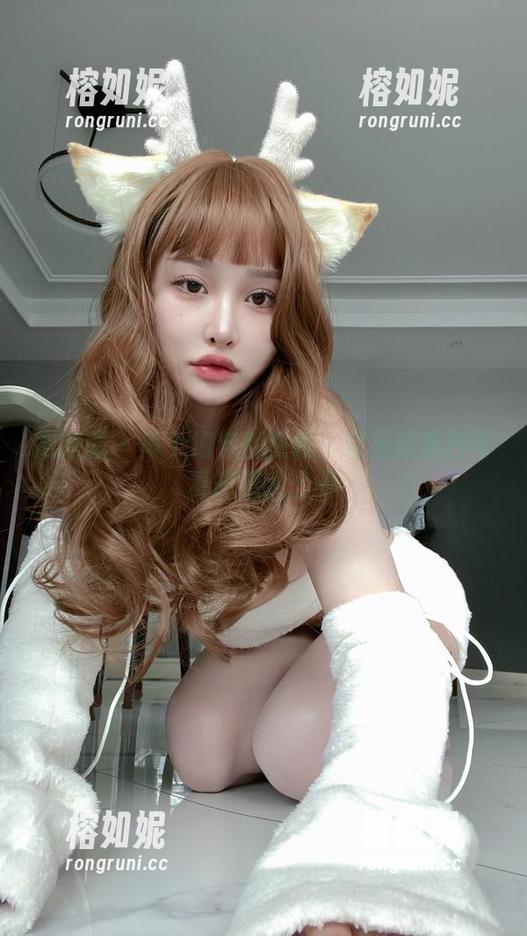 微密圈 - 每个细节都在线：宋昱欣粉色写真高清大公开