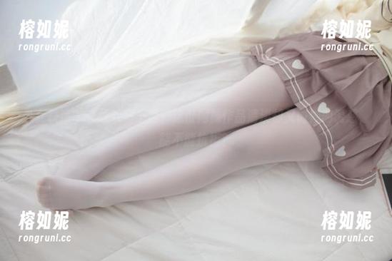少女秩序 - 在线观察千澄：这份网袜作品清淡却又微妙的诱惑，能不能抗拒？