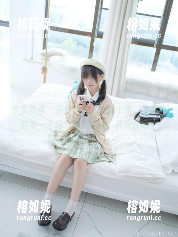 少女秩序 - 鹿可黑白，定制个性，作品中的每一个细节都像话痨一样跟你唠！