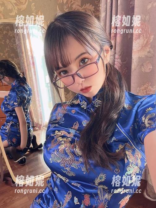 微密圈 - 张思允美腿写真，营养价值超高的小腿大作战！