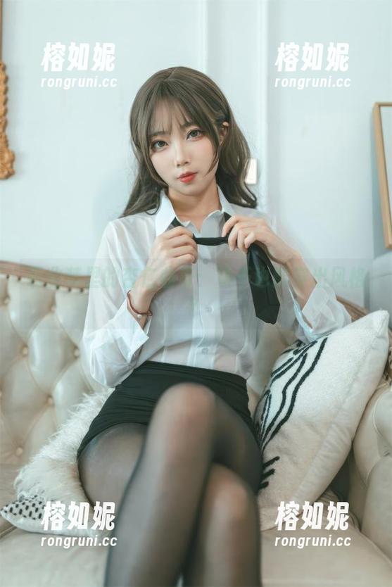 职业装里的杏仁曲奇：饼干也能穿出风格？