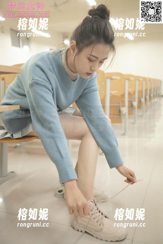 梦丝女神 - 游泳的不只是身影，最新乔儿泳池合集在哪里，快来看看吧！