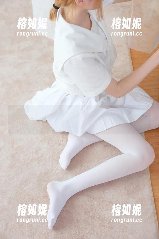 森萝财团的肉丝少女：图片资源清凉到让西瓜都羞愧！