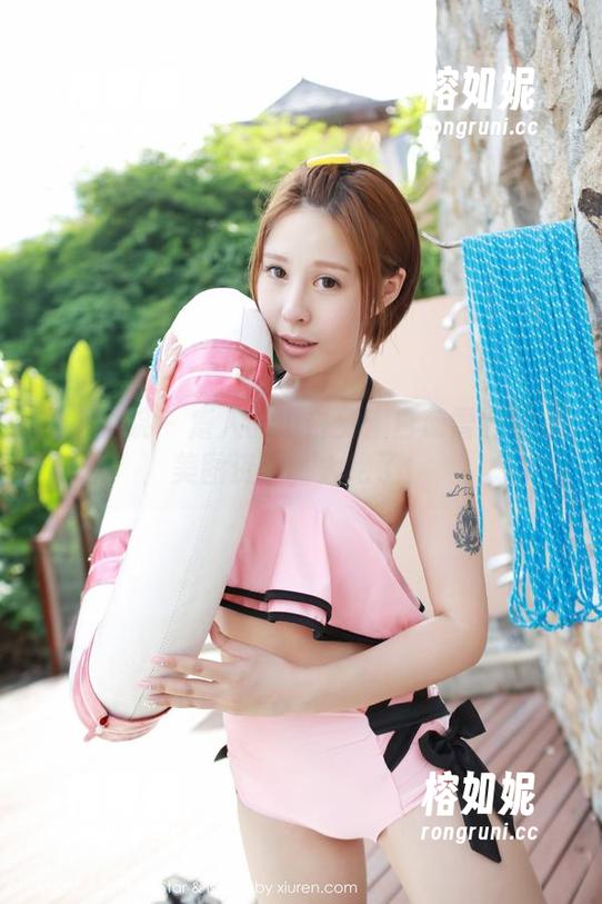 模范学院 - 磨人的小白兔：白茹雪的睡衣美图资源，太绝了！