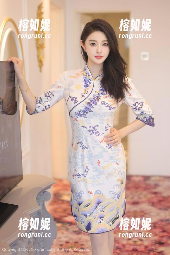 秀人网 - 涵涵Luna兔女郎：免费照片背后的那些逗趣瞬间！