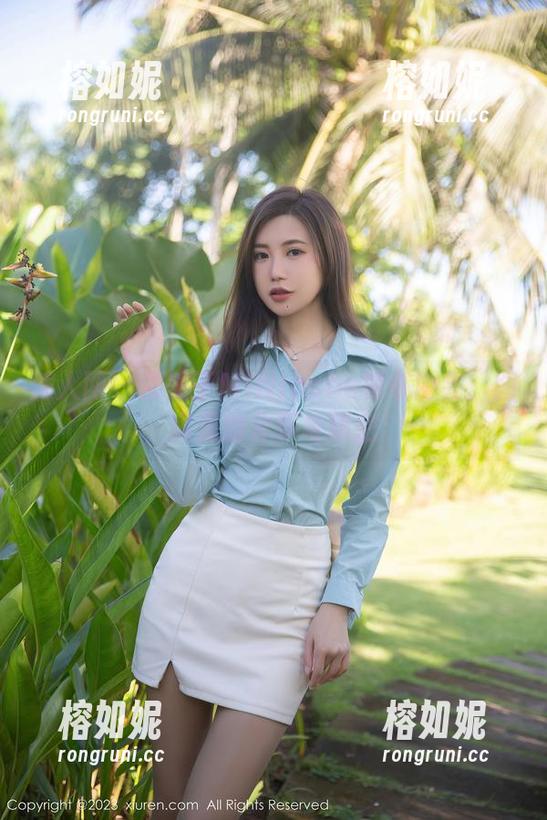 秀人网 - 糯美子MINIbabe秘书协会：图库里的分享与秘密
