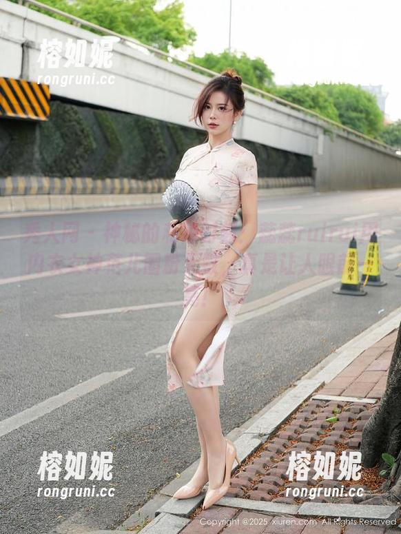 秀人网 - 神秘的私拍时刻：蕊蕊ruirui用内衣女神范儿圈粉无数，真是让人眼前一亮！