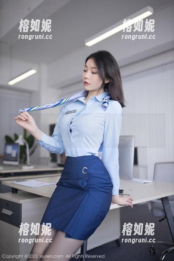 秀人网 - 陶喜乐_lele的裸足艺术，高清原图，让你瞬间感受到夏天的温度！