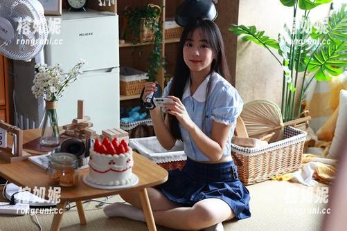 绮梦摄影 - 学妹宁宁的照片：原图是什么我也不想知道…