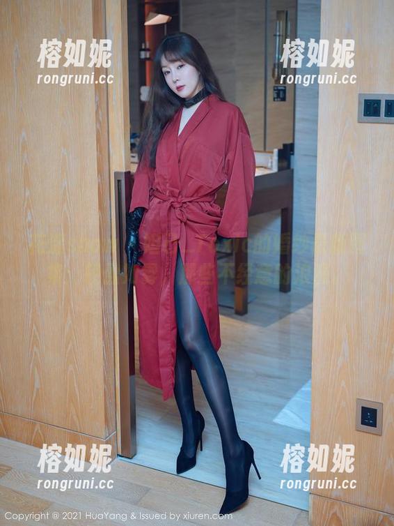 花漾show - 妲己_Toxic的婚纱最新图集：轻盈如雾，那些不经意的浪漫。