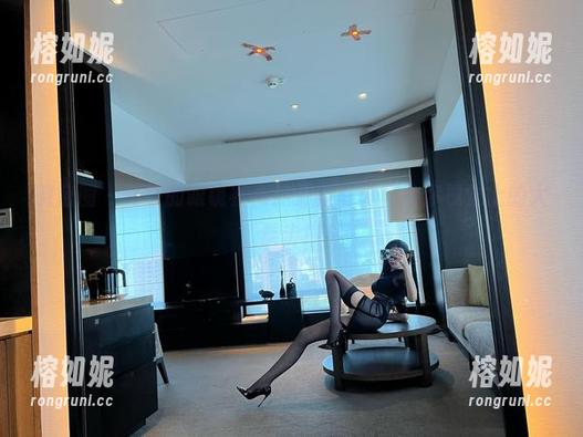 微密圈 - 葛征的眼镜赛高！更新写真，给你视觉上的大暴击！