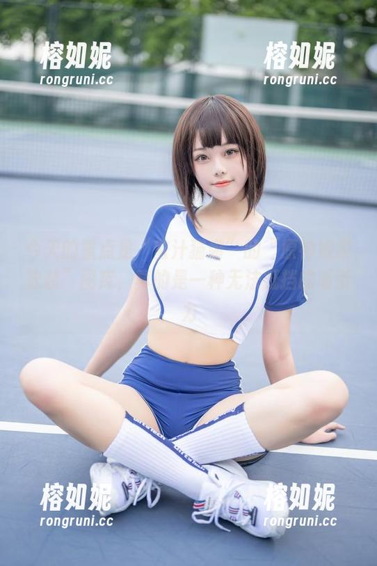 今天的重点是“蜜汁猫裘”的“原神妮露泳装”图库，真的是一种无法抵挡的吸引力
