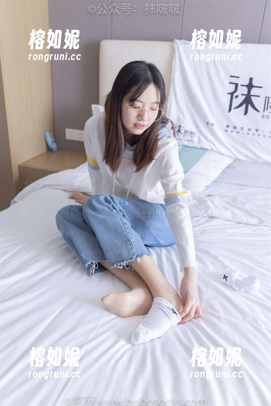 袜啵啵 - 妈呀，小淳新更新的少女合集真是不可思议，看了随时能得“少女病”！