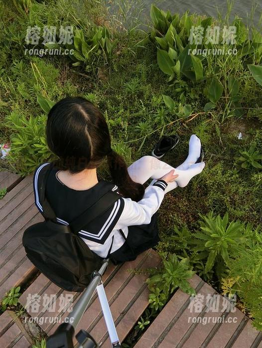 西尔酱的纯白花嫁作品：像云朵一样飘在这里