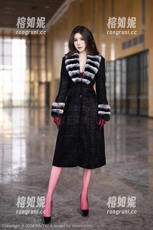 语画界 - 你见过Cherry绯月樱的美足吗？原图下载就在这里，快来围观！
