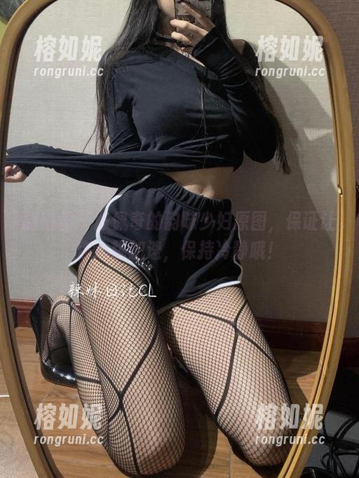 微密圈 - 陈佩奇的韵味少妇原图，保证让你心跳加速，保持冷静哦！