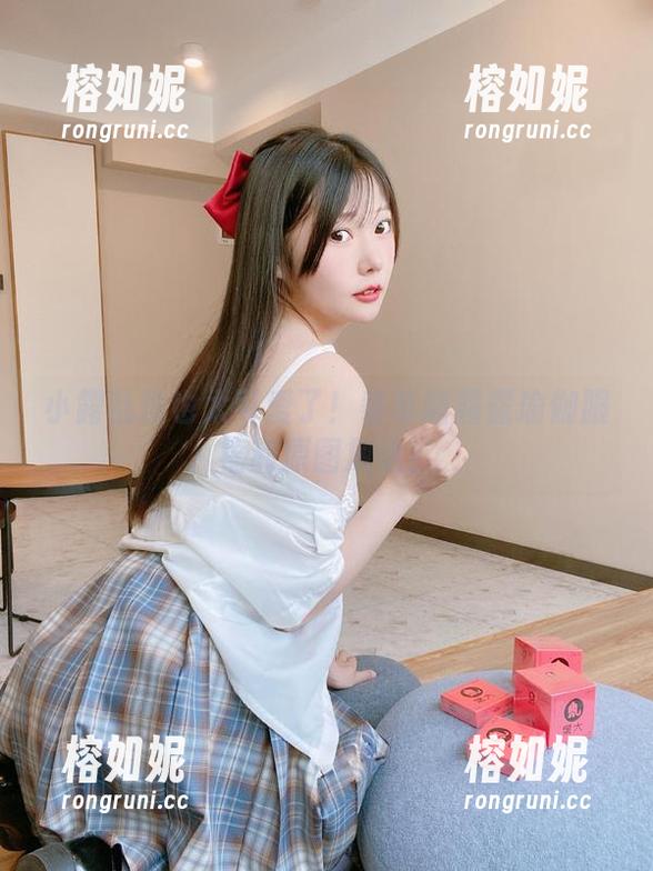 小露乱撞也太可爱了！香草喵露露瑜伽服福利原图放送！