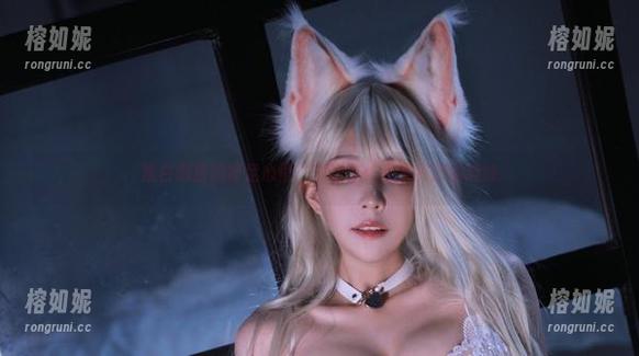 黑白御猫的裸足心情：悬浮在作品集资源的边缘